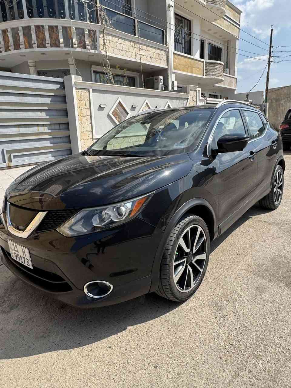 نيسان روج 2017 رقم بغداد باسمي مكفولة كفالة عامة فول مواصفات كامرات ٣٦٠ رادار امامي مثبت سرعة تشغيل عن بعد كرسي كهرباء فتحه تحكمات جهتين كشنات تدفئة وستيرن تدفىة حساسات امامي خلفي وجانبي لايت زينون هيلوجين مزوعة مواصفات للاخير سبير منازل كلش جديدة السيارة مال بيت معتنين بيها مكينه 2500 الجبيرة سيارة فور ويل كامله جاهزة من كلشي مابيها نواقص الحمدلله ممشاها 73 الف ميل مكان السيارة بغداد سعر 140$ وبيها مجال للشراي رقم ***********
