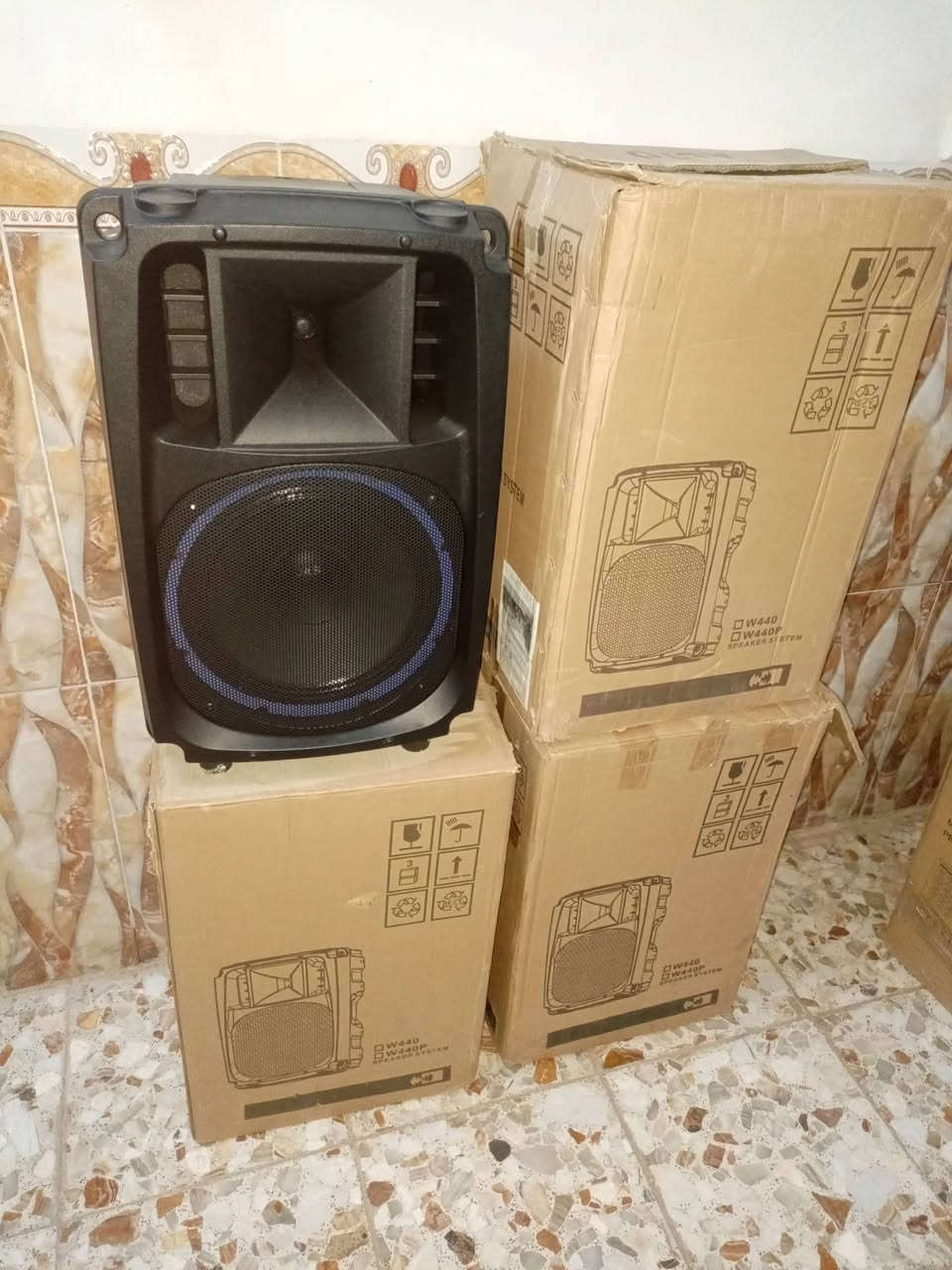جهاز خطين يشيل سماعتين +4سماعات جديد كارتون لبه جاسكو ***********
