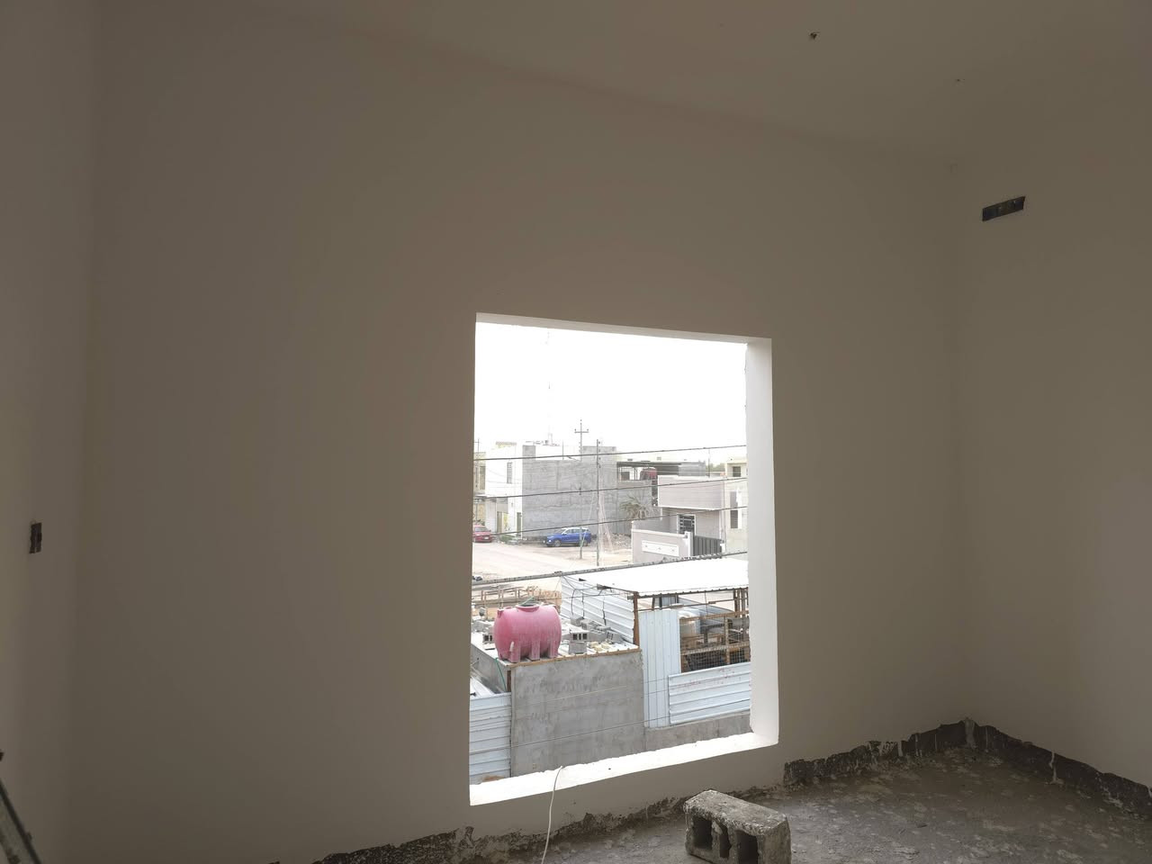 السلام عليكم متفرغ حاليا كادر بورك وسقوف جص فني ***********
