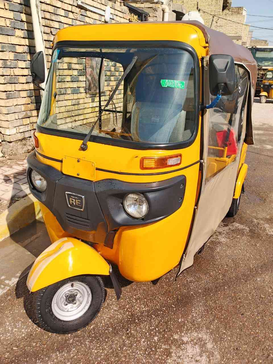 سلام عليكم 22 شهر ال10. رقم وسنويه تحويل مباشر تكتك مابيهة نقص  كبل الشارع
عنوان مدينه صدر *********** سعر 8750 وبيهة مجال تصل وبيك خير وتدلل
