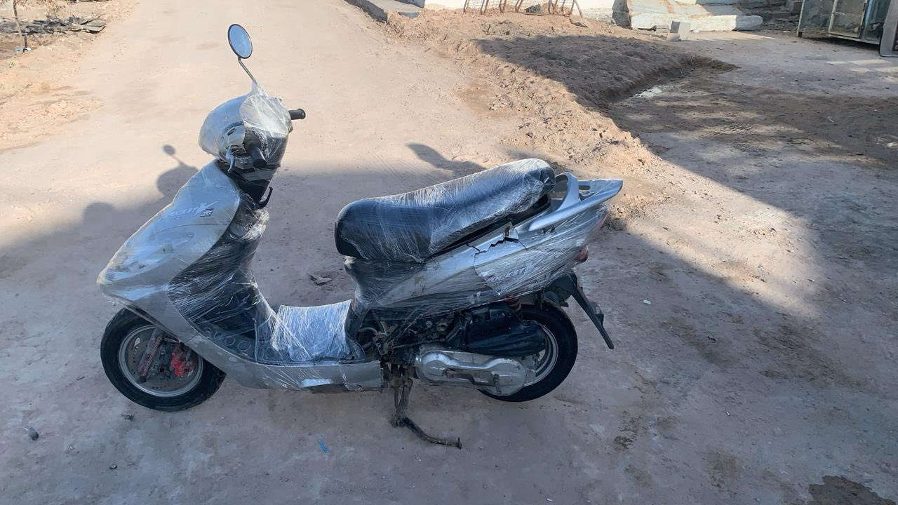 دراجه للبيع كلش نضيفه ٣٥٠ وبيها مجال قليل مكاني جزيزه حوطه
***********
