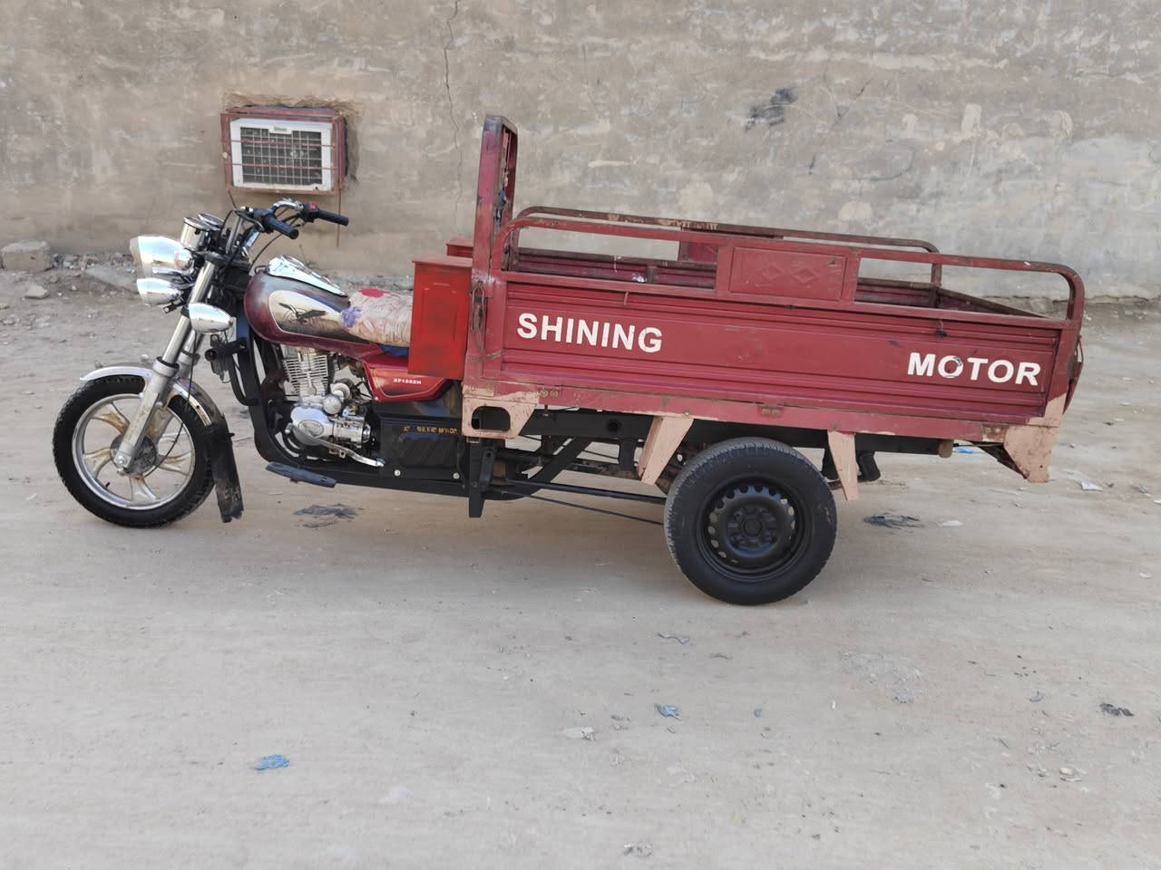 ستوته للبيع موديل 2014 ييها مكينه جديده 2024 كهربائيات كله جديده تايرات جدد ستوته كامله مكمله تعمير كله 24 اغراض كله بجيس اوراق باسمي من الوكيل ستوته جاهزه ما عايزه اي شيء مكاني كربلاء الشراي يتصل ‏***********
