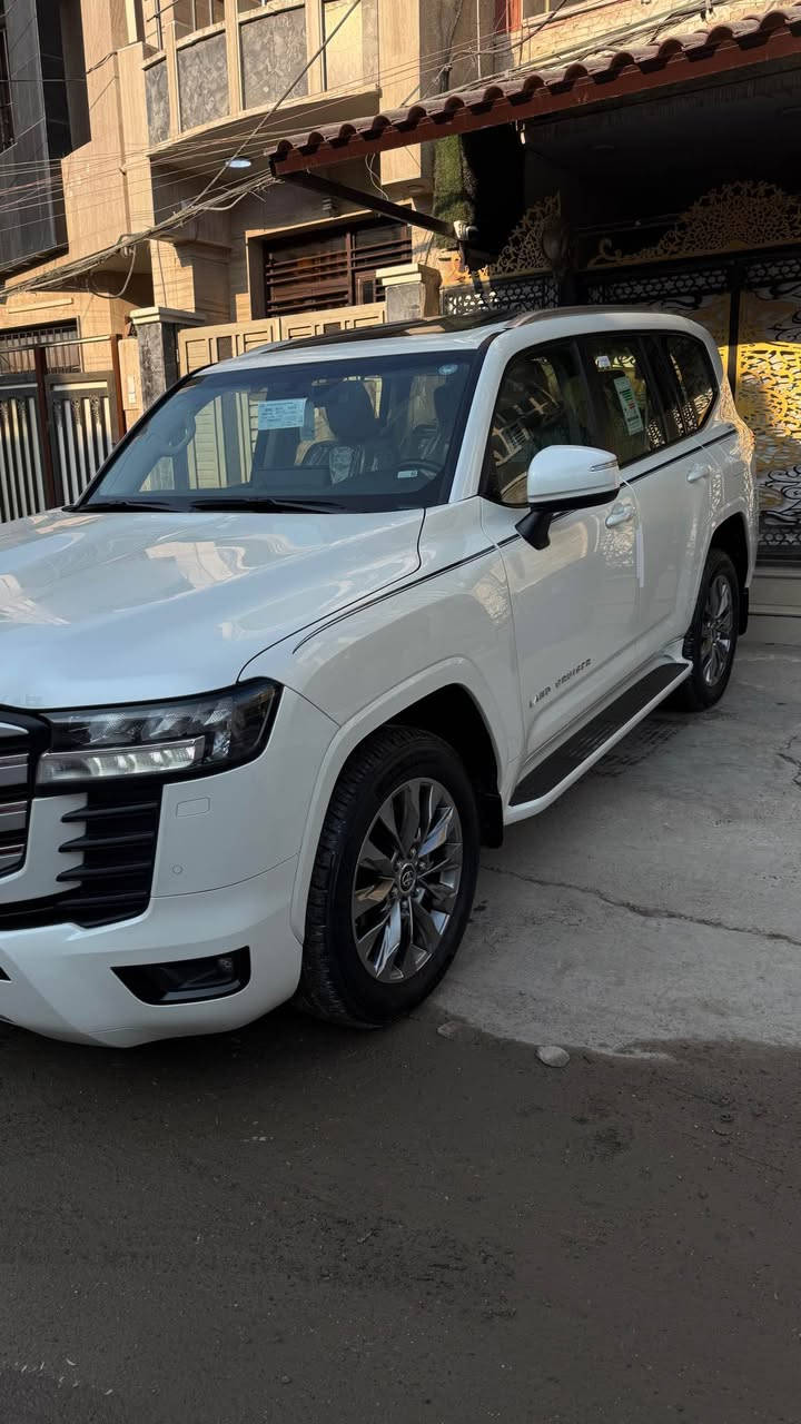 سلام عليكم….
لاندكروز ساز  GXR
شاشات اصليه تطبيق
خاليه من الملاحضات جديده
موديل 2024
ماشيه 23000 كيلو متر
السعر 70000 $$$
بغداد حي البنوك 
هاتف *********** بغداد, العراق
