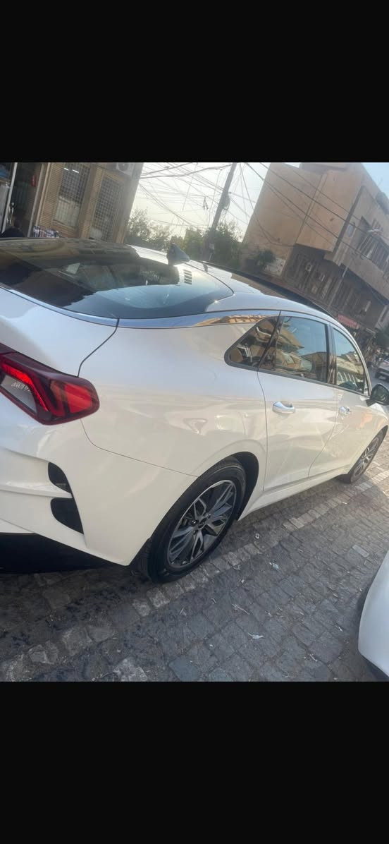 السلام عليكم كي فايف 2023 ضمان نم فول واحد واحد السياره جديده جداماشيه 22 مكفوله من الصبغ والتبديل بيها بارد بسيط السعر 22500 $ للاتصال ***********
مكاني الاعظميه الوزيريه
