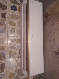 سبلت توسوت 2طن البيع مديل 18جهاز نضيف وشغار تدفئه تبريد 07706901609