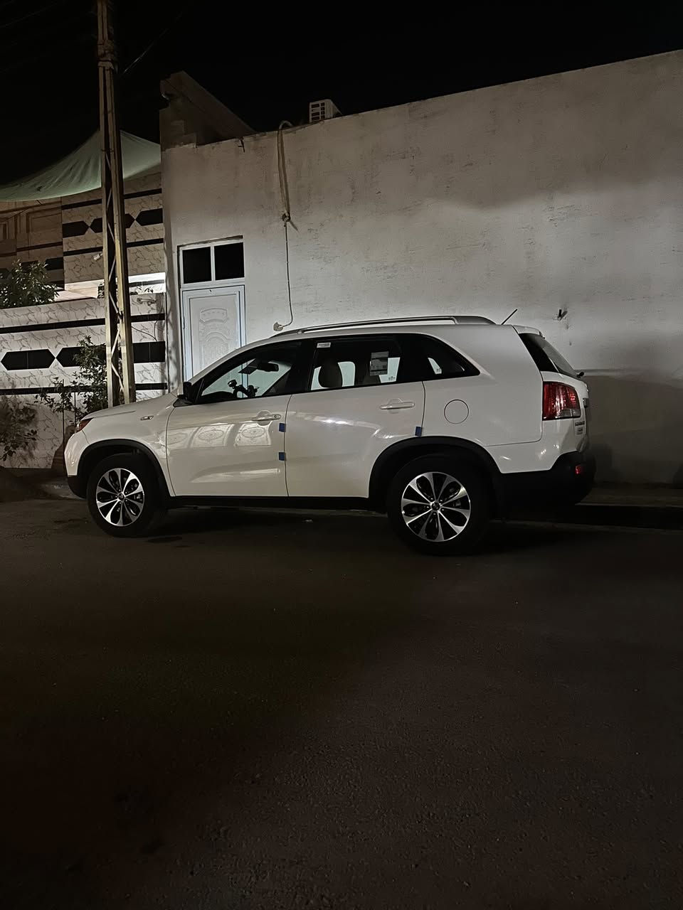 سلام عليكم سورنتو مديل 2012 مكينه 4 سلندر دوش تخم تاير جديد صدر جديد سونار موجود بصور رقم سليمانيه بسمي سنويه لل 29 للستفسار اتصل ع رقم ***********
