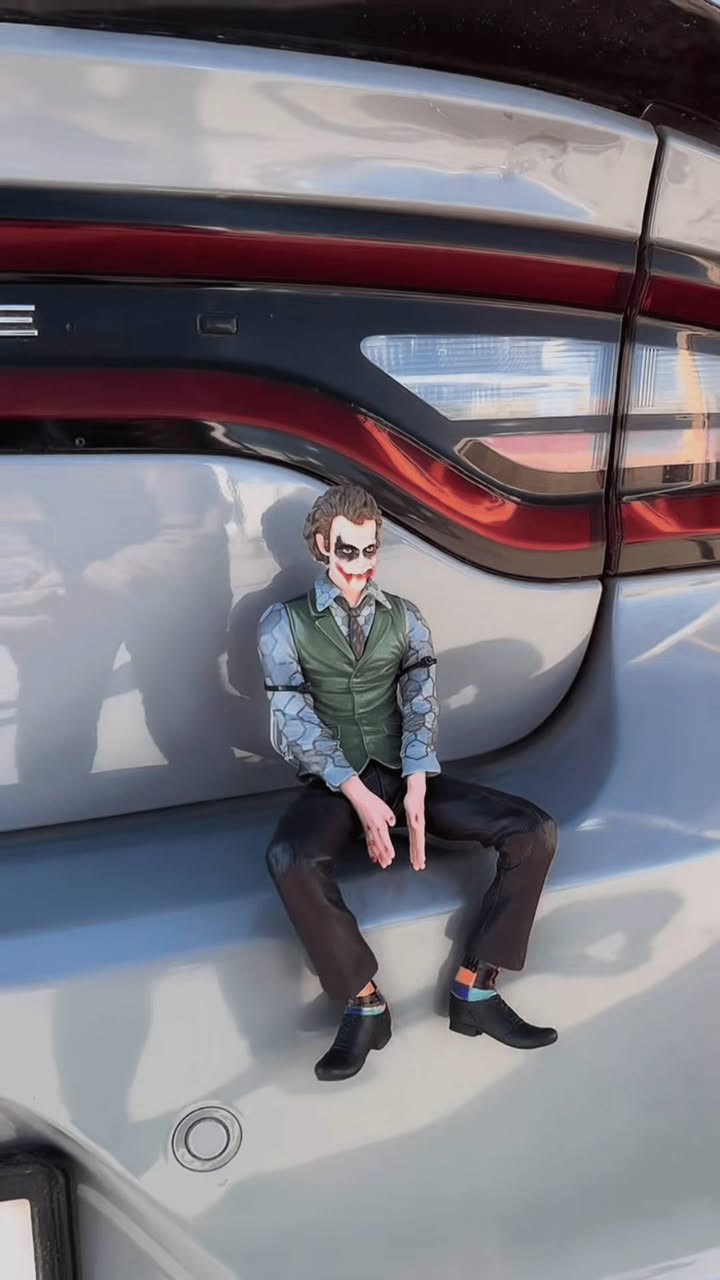 مجسم ألجوكر ألجالس🫰
ديكور يخلي سيارتك مختلفة وجريئة

تصميم ثلاثي الأبعاد بتفاصيل دقيقة

قناع قابل للتبديل لستايلين مختلفين

ثابت ومناسب لداشبورد السيارة

مثالي لعشاق الجوكر والتميز 😎

اطلبه الآن وخلي سيارتك تحچي 🔥

كل هاذ ولسعر 24ألف فقط ولتوصيل بغداد3 محافضات 5😍

للتواصل واتساب فقط ***********
