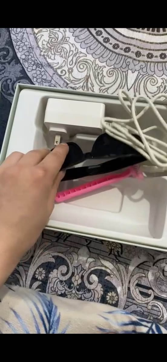 لێزه‌ری موولابردن ئه‌وروپی ئیشی نه‌كردوه‌ به‌شه‌رت 
تیشكی بێ كۆتایه‌  
سعری ٧٠ هه‌زاره‌ چات بكه‌ن گه‌یاندن هه‌یه كويسينجاك, أربيل


**إذا كنت صاحب هذا الإعلان وتريد حذفه لأي سبب، رجاءا أرسل رسالة إلى الدعم الفني**