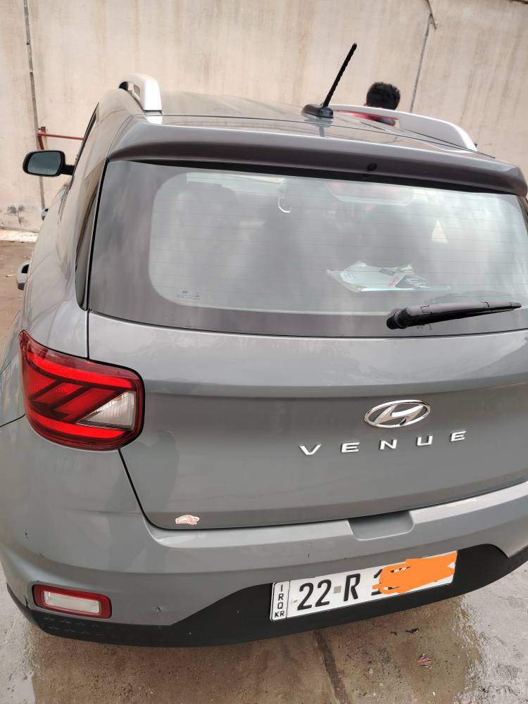 هۆندای ڤینۆس 2023
دووپارچەی هەیە 
33 هەزار میل ڕۆیشتووە
هەزەو سەنەوی نوێیە
فولە بەس بەسمە نیە 
بەشەرتی هەموو شتێک 
مۆبایل / ڤایبەر و وەتس ئەپ
*********** أربيل, العراق
