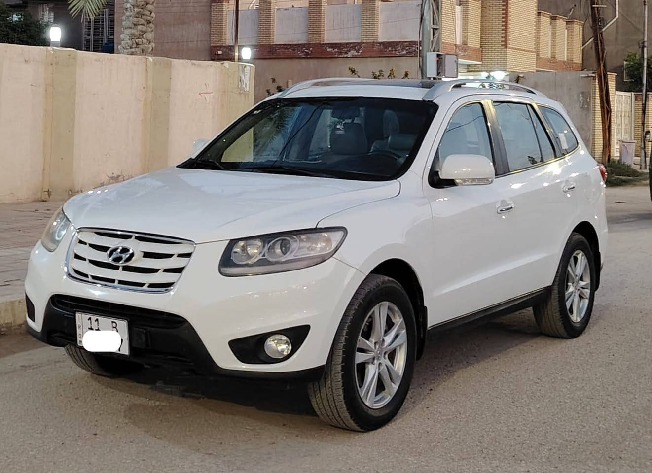 السلام عليكم سنتافيا 2011 رقم بغداد دولي تحويل مباشر
خليجي الشركه العامه صبغ 4قطع فقط بدون ايرباك فول مواصفات سلايد رووف فتحه بصمه تشغيل وبصمه ابواب محرك  6 سلندر  مكفول 7راكب كشنات جلد وكهربا وكامره وحساسات تبريد 3قطع داخل بيجي تحكم ستيرن اشاير بالمري سياره نضيفه   للأستفسار ***********
ومن الله التوفيق
