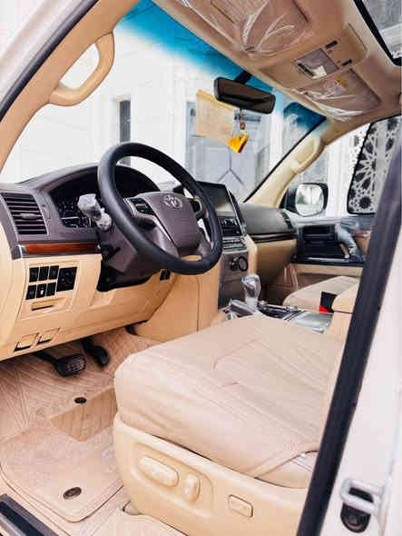 ﷽
بسعر مناااااااسب جدا
‏‎سلام عليكم 
 للبيع او مراوس 
لاندكروز 🔥 2017  💣 ويت اديش🚀 GXR:
فول موصفات لايت اسود 
السياره احله من الصور بالحقيقه 
فول مواصفات 1/1 💯 :
1- فتحة 🕳️
2- بصمة 🔐
3- ماشية 98 حقيقي 🧡 وقابلة لزيادة 
4- حساس خلفي وامامي 🎶🔊
5- ثلاجة 🥶
6- 2 كراسي كهرباء ⚡
7- تشغيل عن بعد 💥
8- شاشات عرض 💻
9-كامرات 2 دوارة 👀
10- 8  ايرباك 
11-دفع رباعي 🎮
12- شاحن واير لس
12- رقم اربيل بأسمي 
حجم المحرك: 4000 ✅
ملاحظة // السيارة كفالة عامة من جميع النواحي 
حته الدعاميات وشرط  الفحص ✅
جديدة بمعنى الكلمه شرط زيرو  تخم تاير حدادية تبريد جاهزة من كلشي مابيها اي نقص وبالعافية ع تكون من نصيبه
بأسمي شخصياً هزه وفحص جديد تحويل مباشر  
#مفخره_الأرض 🔥 
🟩 السعر المطلوب  _ ( 488 $ )💸قفل                            
ماكو هيج سعر بهيج نظافة مستحيل 
لاستفسار الاتصال ع الارقام التالية 📲📲
‏ *********** // 0781 578 1463 ) 

تحياتي لجميع 🌹 🌸 🙏🏻
الموقع 
‏https://maps.google.com/?q=32.753235,44.410568

‏ المحاويل
