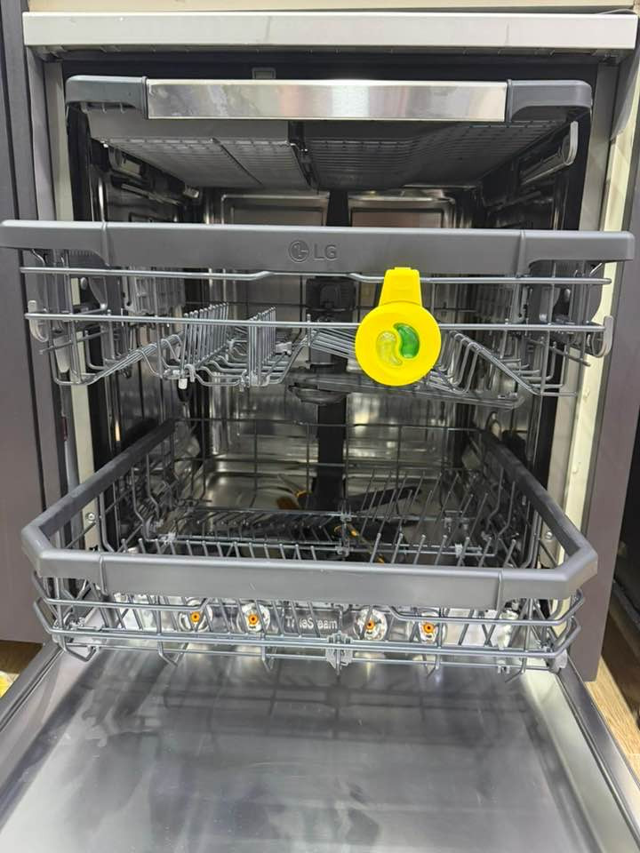 غسالة صحون
من شركة LG
النظافة 100%
السعر 900 الف
المكان الكراده


**إذا كنت صاحب هذا الإعلان وتريد حذفه لأي سبب، رجاءا أرسل رسالة إلى الدعم الفني**