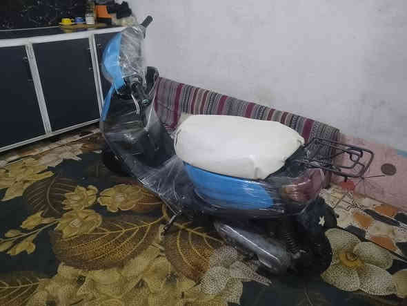 سلام عليكم منغولي فحل للبيع خطين دراجه جاهزه سلف هندرلايت بك لايت هورن قفل جنطه قفل سكان مابيه نقص مكينه ناعمه نهضه قويه مشيهه يدك 60 نقصه باتري وين مايعجبك اطلع اتراي مكاني ناصريه مركزحي الزهرايم العلوه السمج سعره 175 بيه مجال قليل شراي اتصل وخادمك ***********
