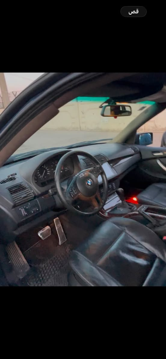 BMW x5 
موديل2001 محرك 44 8سلندر 
كير ومحرك بشرط تبريد ثلج كامل سياره جاهزه ترايك للبصره 
رقمها بغداد 
*********** رقمي 

السعر 78 ورقه وبيها مجال (سيارة متعوب عليها)سيارة بلادية وارد خليجي لا صبغ ولا ضربه
