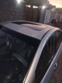 النترا ٢٠٠٩ بغداد محرك ٢٠٠٠ السياره بيه تبديل جاملغ وبنيد لانه بيه جرا...