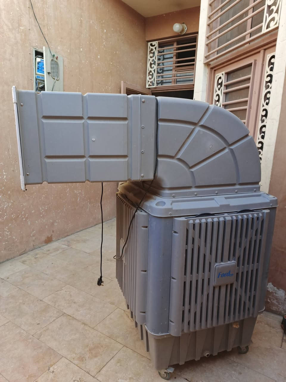 كنفيرات للبيع جدد علئ فحص اي عطل مابيهن مكاني كربلاء
