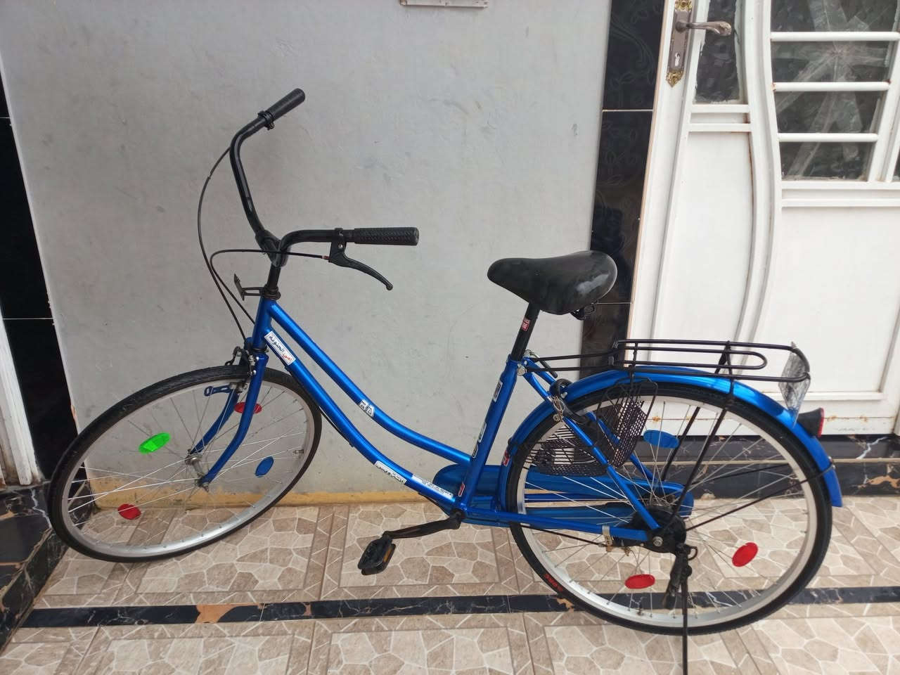 بايسكل عبدالحليم للبيع
حجم26 شرط نضيف
سعر 70وبي مجال الشراي خاص❤️


**إذا كنت صاحب هذا الإعلان وتريد حذفه لأي سبب، رجاءا أرسل رسالة إلى الدعم الفني**