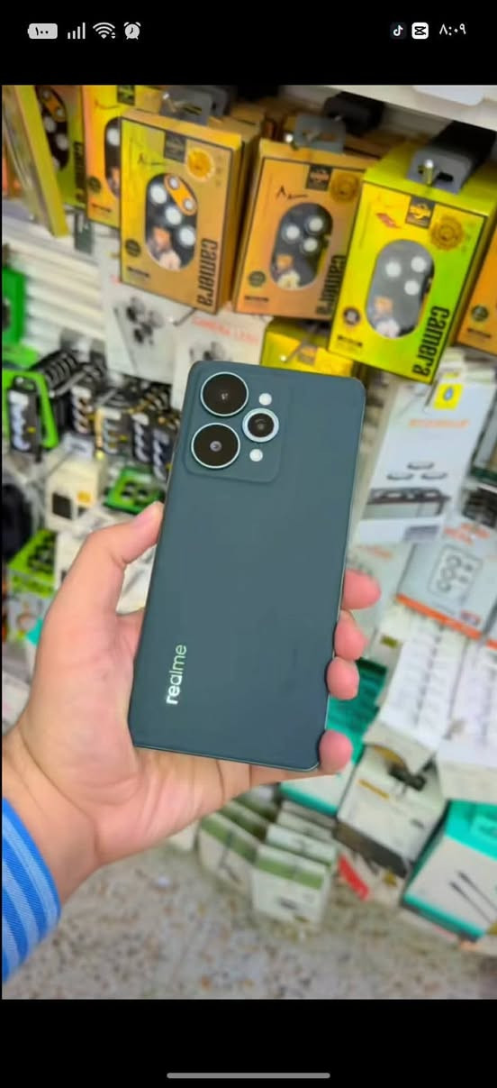 realme 15 Pro 5G
نضيف شرط 
مستعمل خمس اشهر فقط
سعر 125بيها مجال حك كروه مال متوازي ومستعجل عل بيع
مواصفات 
الذاكرة 512
الرام 26 
رقم واتساب ***********
الشراي يتصل
