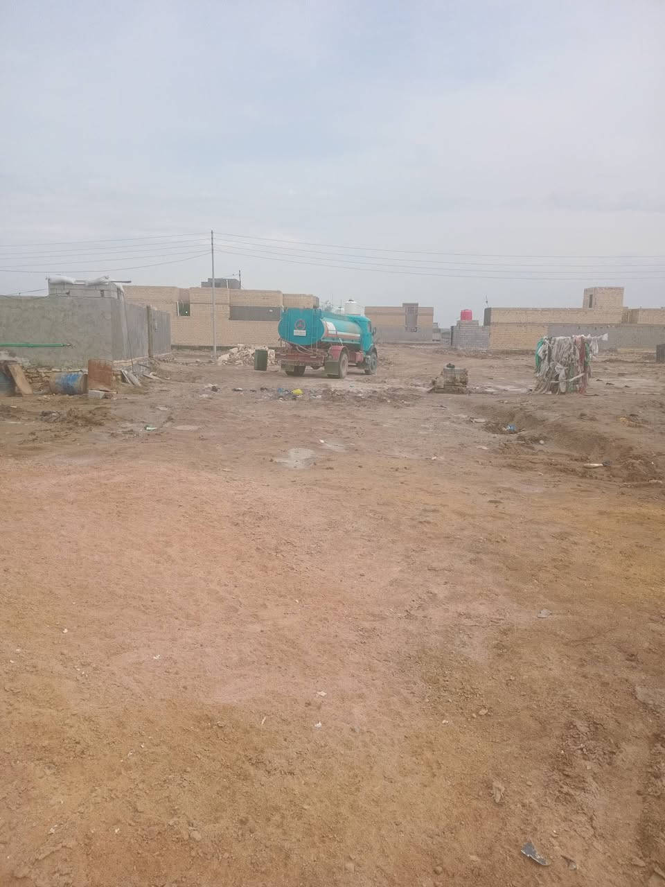 بيت مسكون،البيع ٥٠٠متر العنو البو حجر وره الكبن مل العيد كروب ومي ومجر كمل الخدمت  ***********
