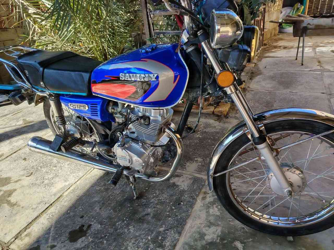 إسلام عليكم دراجه للبيع الدراجه سيفان مديل، 21الدراجه اوراق الدراجه بيه بس التيرات نامه الدراجه نضيفه كلش والله  رجان الشراي يخابرني وبيه خير ويدلل الخاص مفتوح دامن وهاذه رقمي و بيه وتساب *********** سعره 450الف
