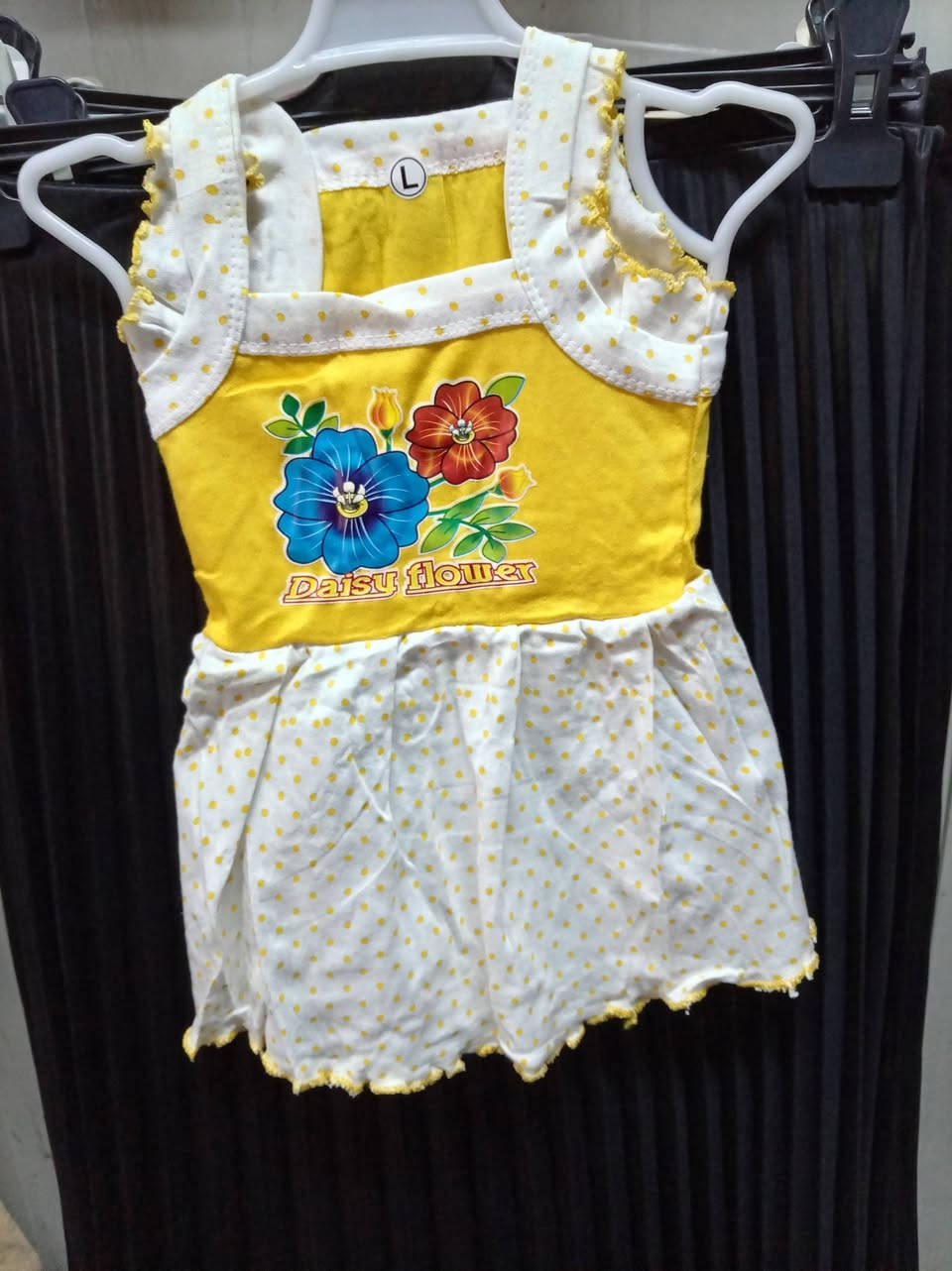 بدلة بناتي أحجام S-M-L- سعر القطعة ٢٠٠٠ الفين دينار فقط عنوان مجمع عامرية الفلوجة العيادات مقابل الإطفاء


**إذا كنت صاحب هذا الإعلان وتريد حذفه لأي سبب، رجاءا أرسل رسالة إلى الدعم الفني**