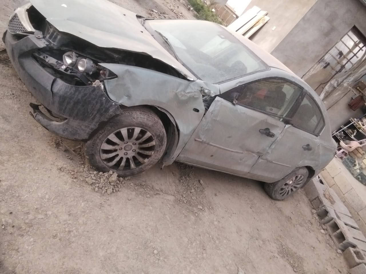 مازده زوم 3 موديل 2005
رقم بغداد الماني سنويه لل 27 
مكاني بغداد مجمع بسمايه سعر 22 
السياره مكينه جديد الكير جديد بلحادث نكسر لكيس 
كير ومكينه كامري ابؤ جف تبريد شغال كلهه شغاله سياره متمشي رؤط طاك مالتهه  ***********
