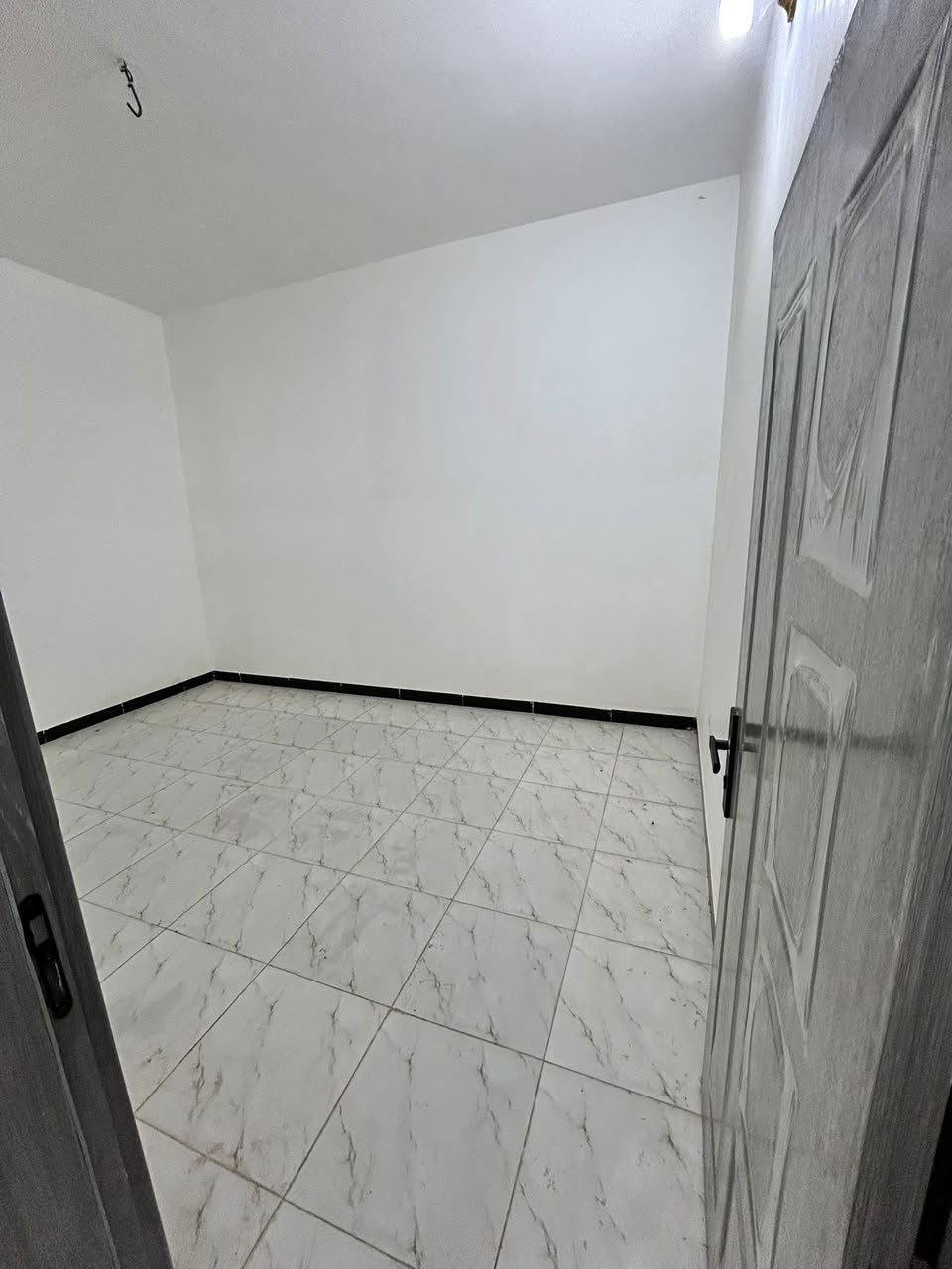 مشتمل للبيع دوانم المعمل
مساحه 100م طابق 
قرب جامع تبارك الرحمن 
بناء جديد 
شارع 10
للأستفسار 
***********
