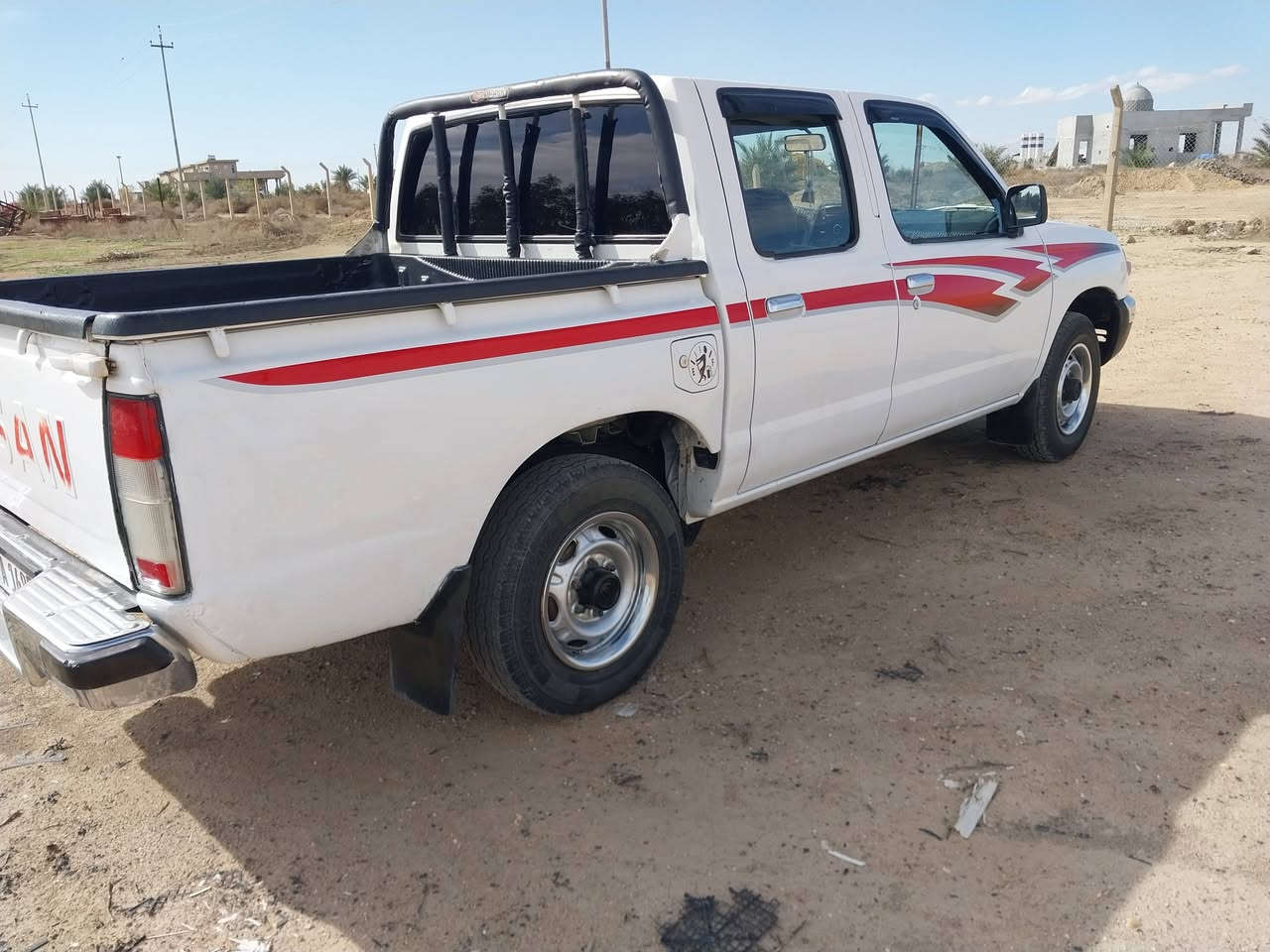 للبيع او مراوس كيا حمل 3000 / بيك اب نيسان موديل 2001 رقم دولي سليمانيه سنويه ٢٧ باسمي هزه جديد كهربائيات كلها شغاله تبريد تدفئة شغاله صدر جديد تخم تاير جديد دوشمه جديده مكان السياره تكريت / *********** / *********** ابو علي
