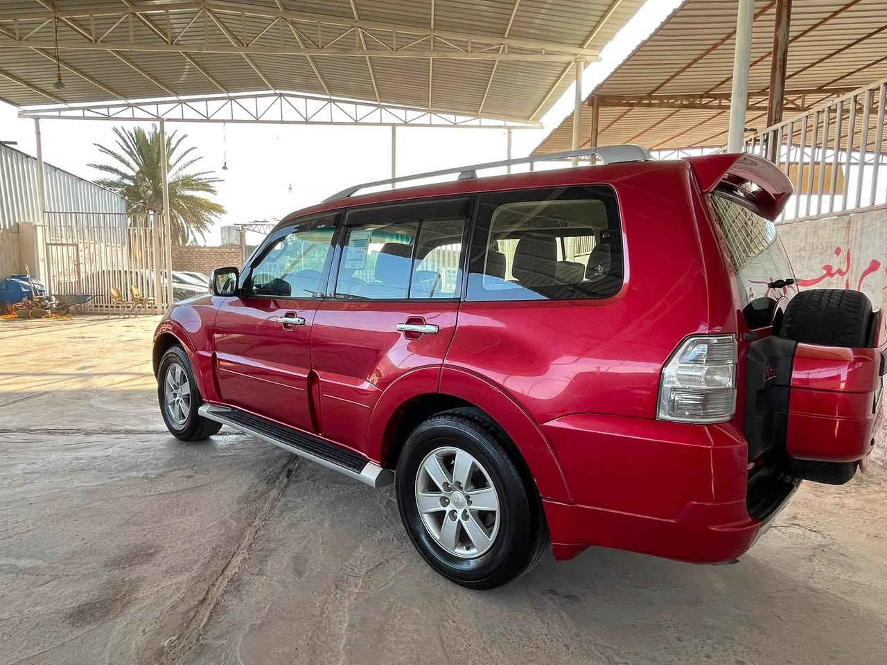 للبيع او المراوس حسب القناعة
باجيرو 2008 خليجي 
السعر 118 وبيها مجال 
رقم اربيل جديد سنوية وهزه جدد
 صبغ قطعتين بيها سونار 
محرك جديد 
كير جديد
فور ويل 
حدادية جديد 
مري شفط 
اشاير بلمري 
تبريد 3 قطع
تحكم ستيرن
تبريد ثلج
شاشه كامرا حساسات 
7راكب 
العنوان / سامراء  
الاتصال على الرقم ‭ ‭ ‭‬ ‭***********‬
