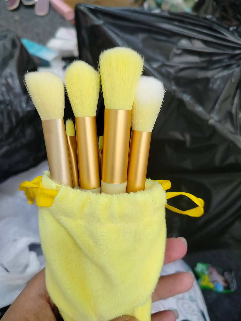 مستحضرات تجميل وعنايه جمله  البيع جمله مو مفرد وكله جديد


**إذا كنت صاحب هذا الإعلان وتريد حذفه لأي سبب، رجاءا أرسل رسالة إلى الدعم الفني**