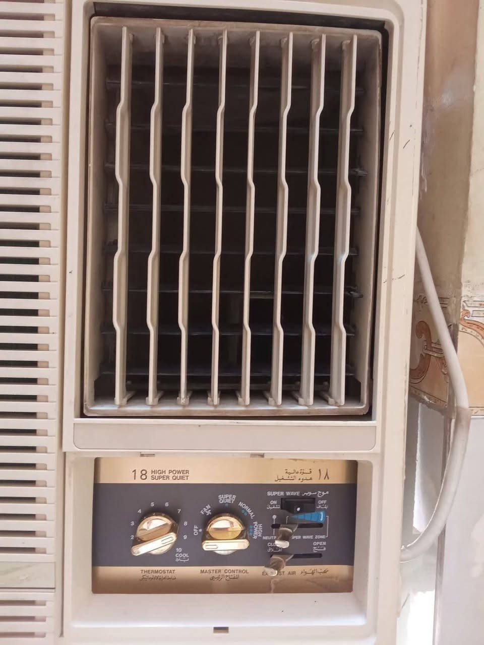 مكيف جنرال نظيف اخو جديد 
سعر٢٥٠ مركز ناصريه حي اور رقم الموبايل ***********
