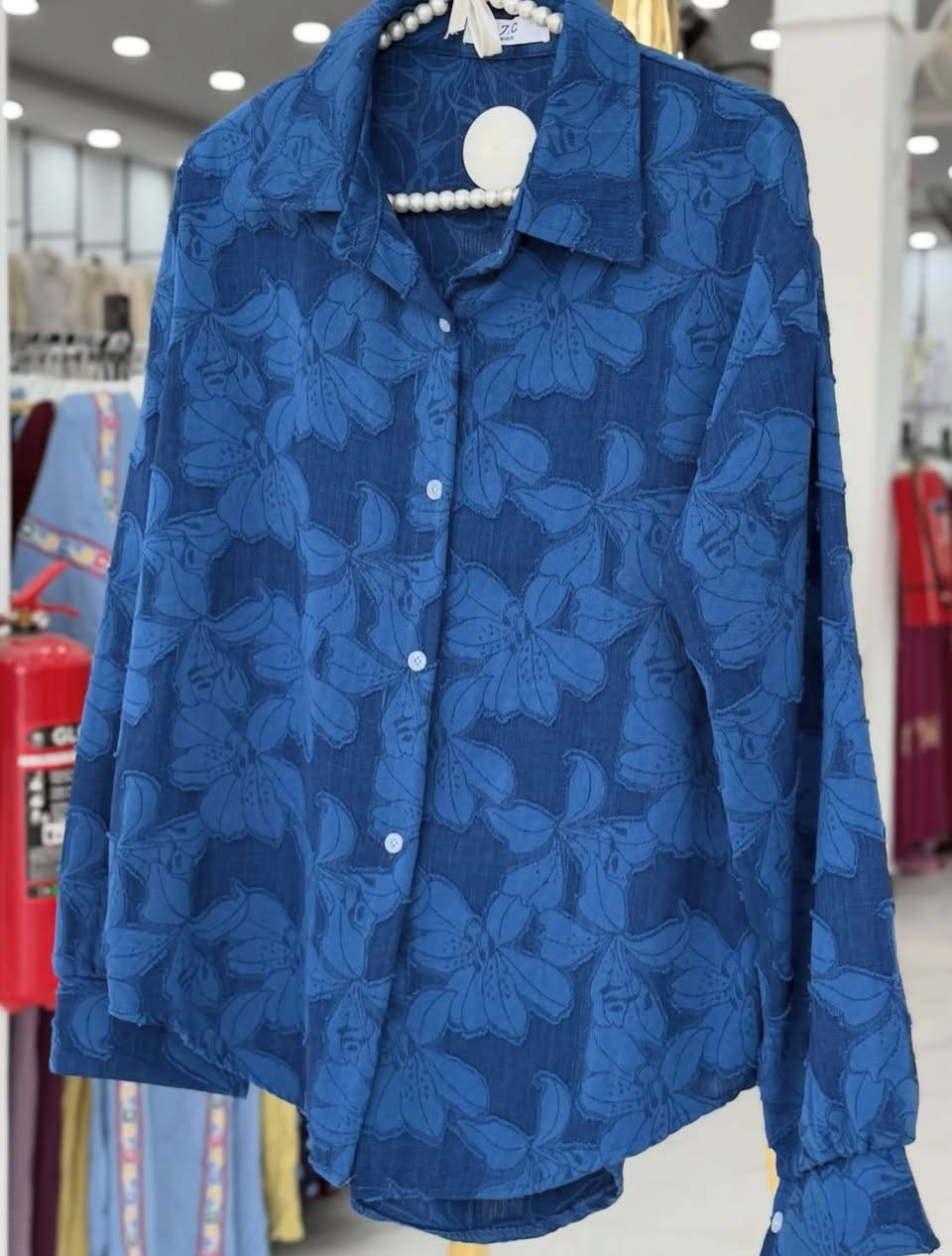 ⁨ جديدنا ✌️✌️✌️✌️✌️
قميص يجنن
القياسات / فري سايز 
الطول 75 سم
السعررر  15  الف💵
الخامه صيفي بارده شكل جينز
تتوفر خدمه توصيل 🚚🚚🚚
السماوه / نهايه عكد الجامع / مقابل مجمع الوارث 🏃‍♀️⁩


**إذا كنت صاحب هذا الإعلان وتريد حذفه لأي سبب، رجاءا أرسل رسالة إلى الدعم الفني**