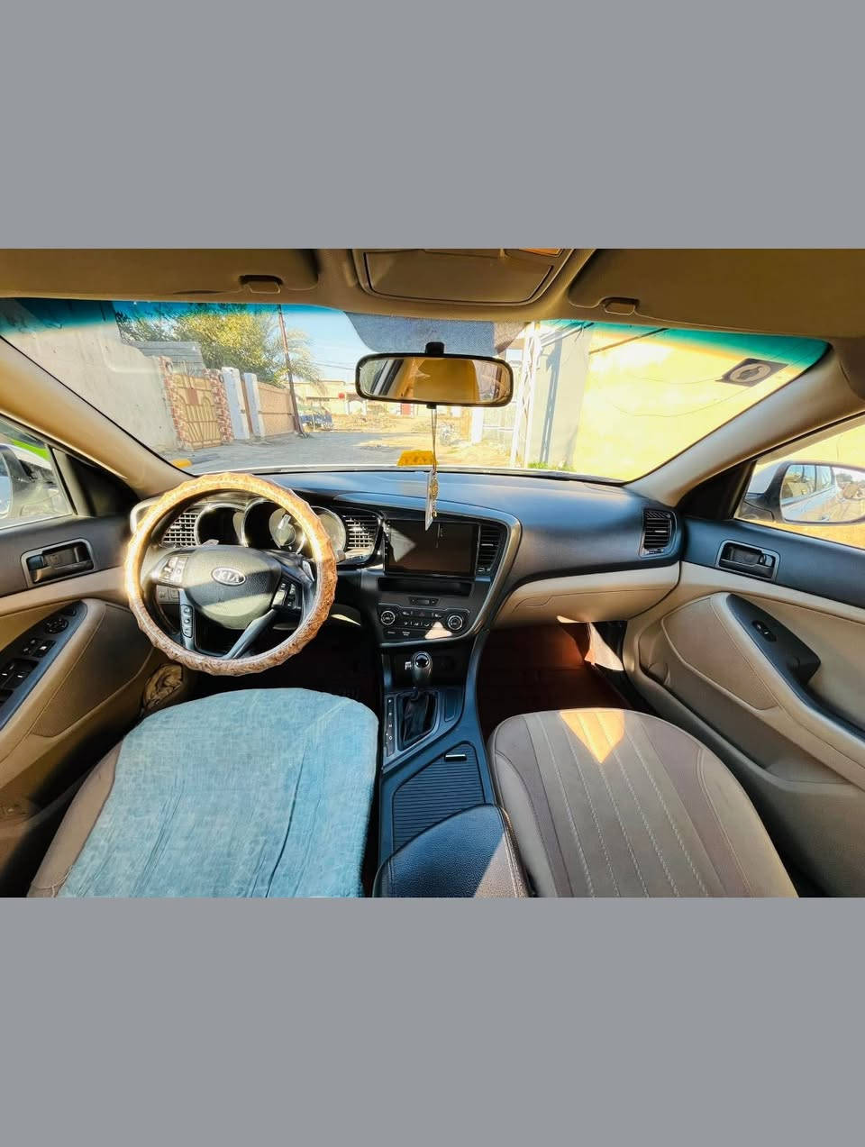 #للبيع 
كيا اوبتيما :-

الموديل :- 2013 

النوع:- خليجي 

حجم المحرك :- 2400 دوش المرغوب 

الرقم :- بغداد مشروع وطني 

السنوية:-نافذة إلى 2027  

عداد المسافة :- 142 الف وقابل للزيادة 
______________________________

وهاي نضافة السيارة مثل ما موضح  السيارة بأسمي تريد وكالة تريد تحويل ثاني يوم 

________________________________
عنوان السيارة:- صلاح الدين -قضاء - بلد 

اي استفسار ثاني  الاتصال على الرقم :- ***********
