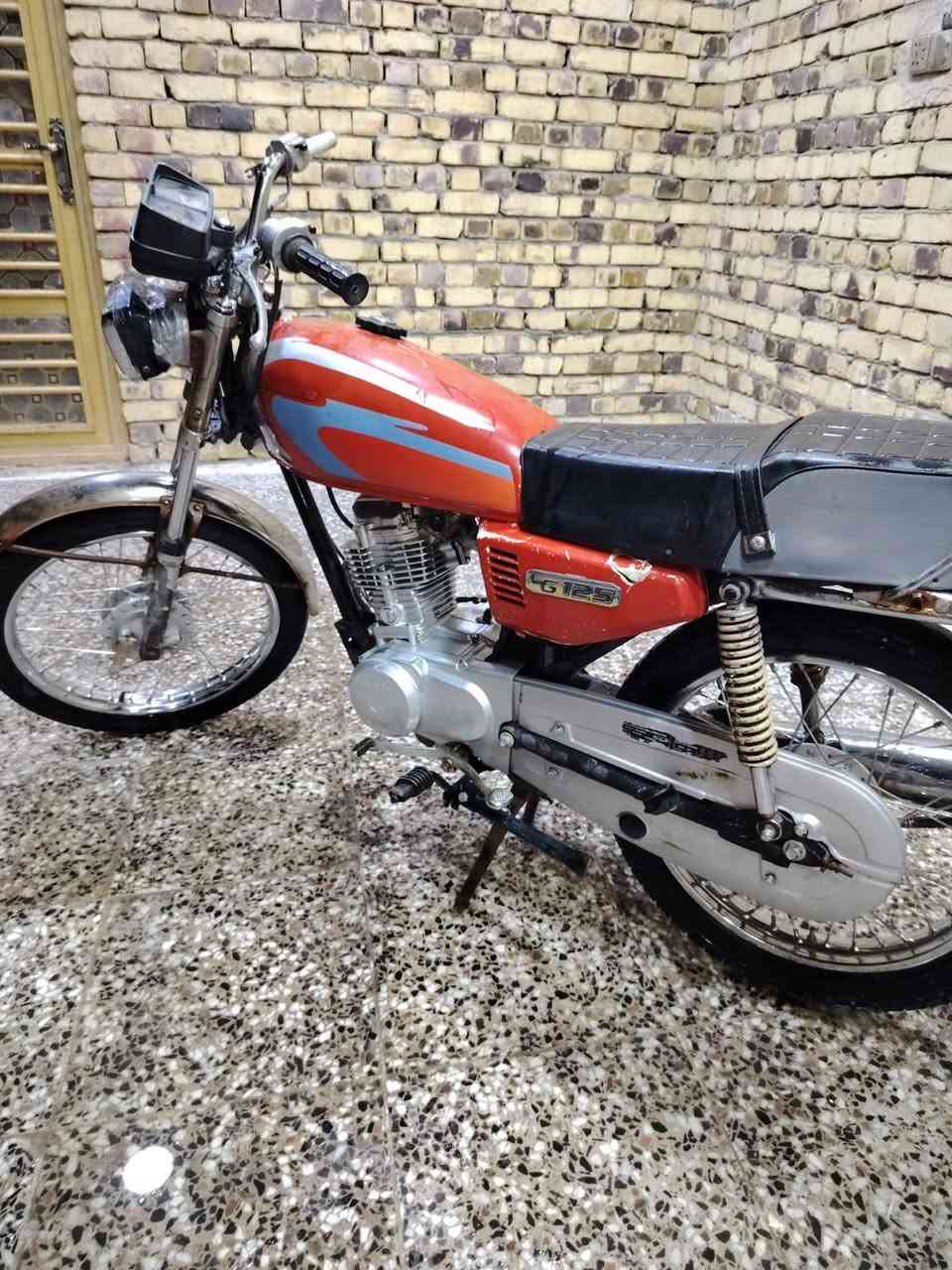 دراجه ايرانيه للبيع 
تعمير جديد 
السعر ٧٥٠ وبيه مجال 
للاستفسار اتصال على الرقم 
‏‪+964 781 567 0137‬‏


**إذا كنت صاحب هذا الإعلان وتريد حذفه لأي سبب، رجاءا أرسل رسالة إلى الدعم الفني**