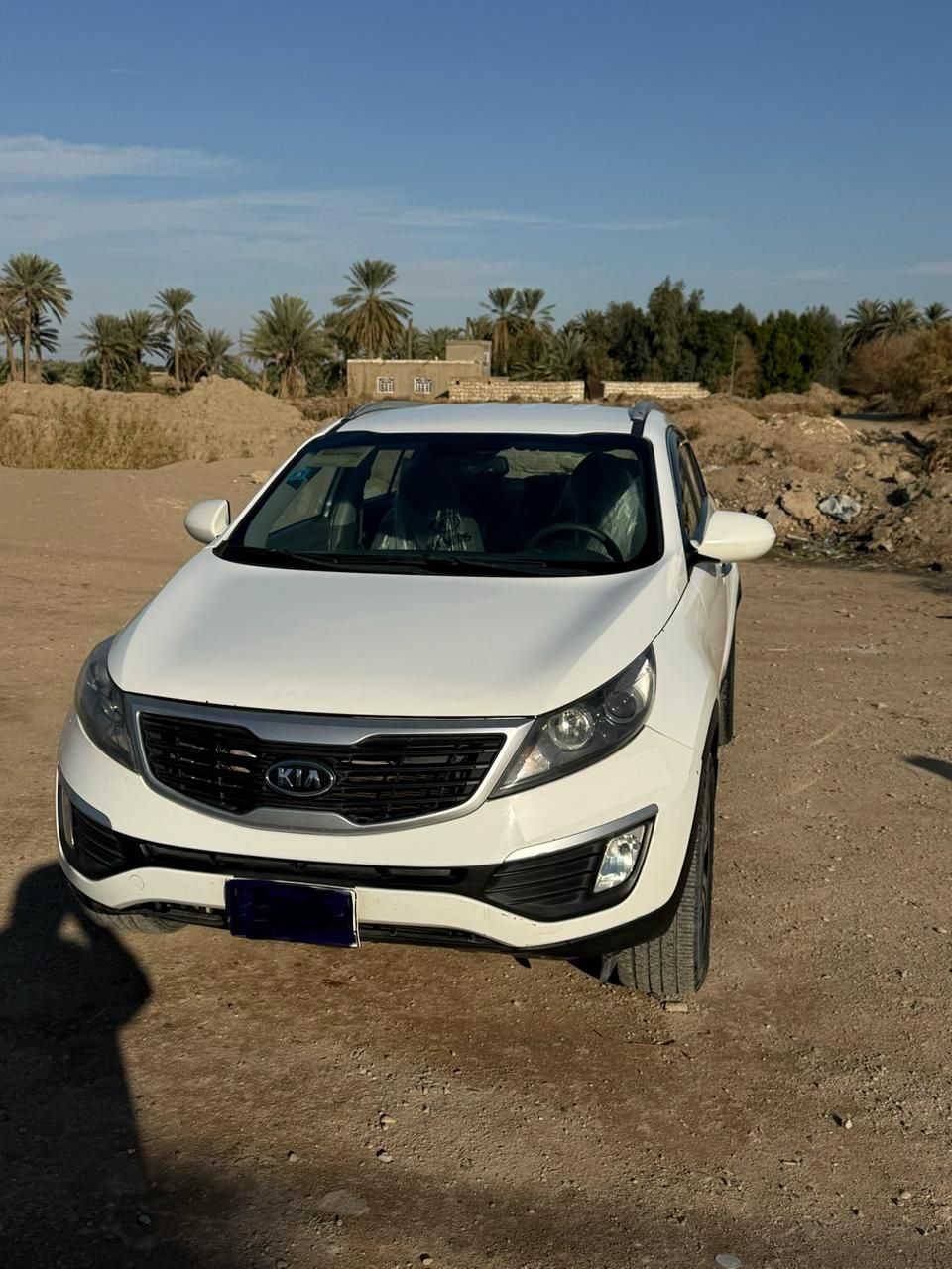 السلام عليكم 
سبورتج 2012 خليجي 
رقم بغداد تحويل مباشر 
مكفوله كفاله عامه من قطره صبغ 
وتبديل بيه بارد كد ٤ اصابع بقبق الجنطه 
مكينه 2400 دوش مكينه ما مفتوحه 
شاشه تحكم استيرن جهتين 
ماشيه ١٧٠ حقيقي 
جاهزه كير مكينه حداديه تخم تاير تبريد كله ابشرط 
السعر ١٣٨  
اي استفسار اني حاضر *********** بيع فقط
