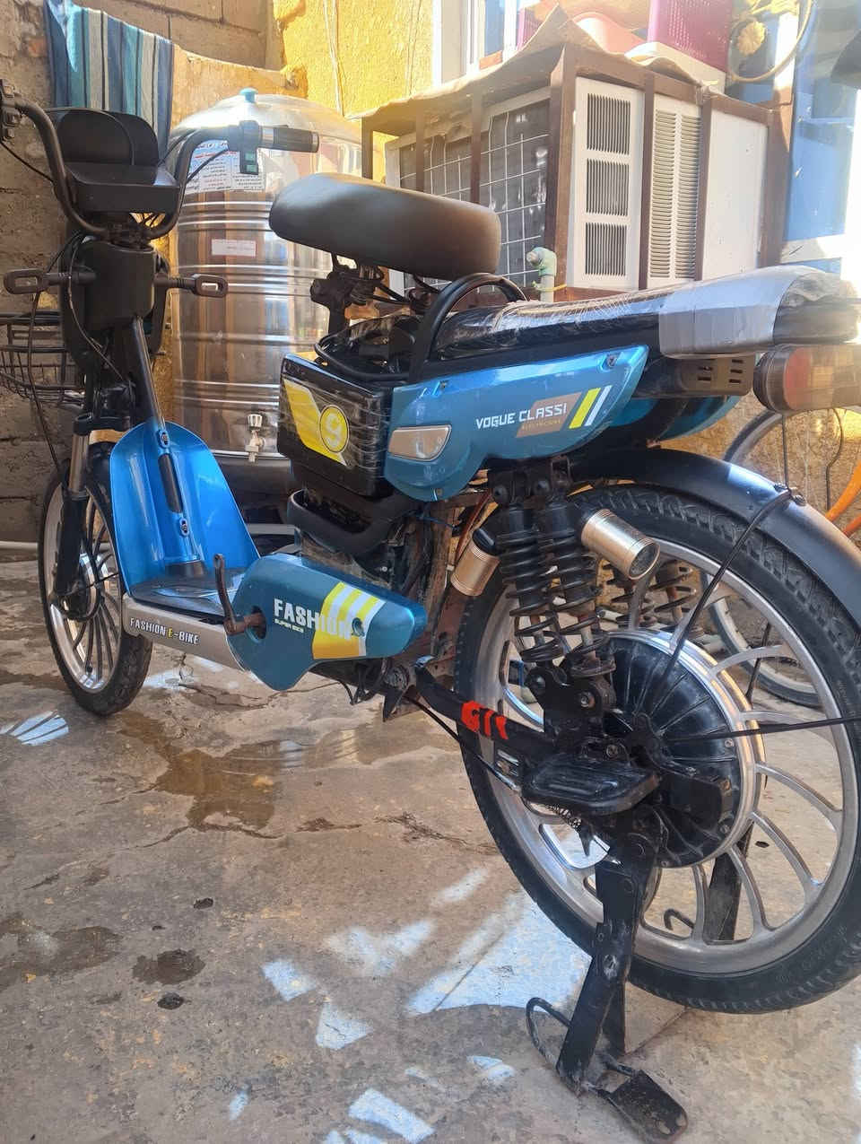 ديالى
سلام عليكم ورحمه الله وبركاته 
دراجه شحن للبيع بطاريات خير من الله 
شاشه بلاتوث كهربايات كله شغاله 
سعر 160 وبيه مجال متواجد خاص


**إذا كنت صاحب هذا الإعلان وتريد حذفه لأي سبب، رجاءا أرسل رسالة إلى الدعم الفني**