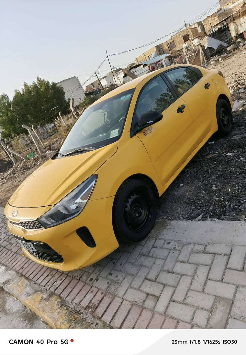 السلام عليكم 
بيع او مراوس
كيا ريو موديل 2019 وارد امريكي
ضربتها بابين جهة السائق 
مكينة 1600gdi لا تنقيص ولا تبخير ولا دوانز بسمي مداور ثاني يوم عنوان ديوانية مركز السعر ب 107 وبيه مجال رقم ***********
