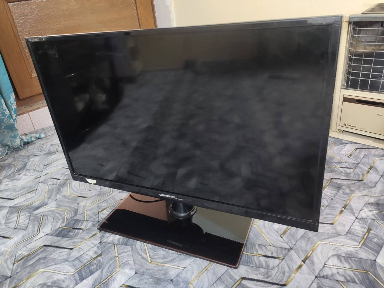 تیڤی شاشە 32 جەنەڕاڵ . سمارت نییە
ئوتو بوخار  هەردوکی مەزبوتن ،لەسلێمانین . کێ مشتەری بوو چات بکات .


**إذا كنت صاحب هذا الإعلان وتريد حذفه لأي سبب، رجاءا أرسل رسالة إلى الدعم الفني**