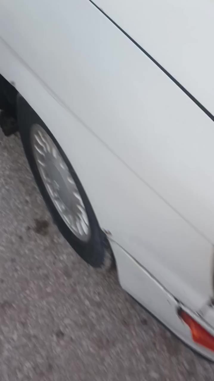 بطه رقم بغداد مديل 93 تحويل مباشر مكان كربلاء مكينه كير حداديه خير  من  الله  مكفوله من العيب السعر 35 وبيها مجال ***********
