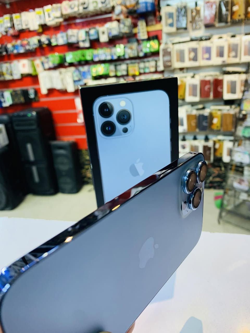 #مستخدم 🔥 عربي شرق أوسط 

📱 iPhone 13 Pro Max 📱

👈👈السعــــــر / 765 الف 👉👉

💎 الذاكــــــــــــــــــــره / 256

💎 البطاريـــــــــــــــــــــه /85 🔥

#متابعه_للصفحه_يوصلك_كل_جديد😍

____________________________________________
    🔄يرهم 🔄مراوس🔁 ويه اي جهاز🔁 عندك 
قديم او حديث🔁

🏅ضمان 🏅أسبوع 🏅من تاريخ الشراء🏅

التوصيل متوفر لجميع المحافظات 💨🚙

    📌العنــــــــــ🫵ـــــــــوان📌

  🔥 مركز الاسطورة للموبايل 🔥

📌الأنبار عنه مجاور مستشفى عنه العام📌🏥 

***********واتس
***********
اذا عجبك منتج فقط عنوانك ورقمك وصوره للمنتج عل واتس 
ثاني يوم يوصل الك لباب بيتك👍
____________________________________________

 #الاسطورة_للموبايل_لخدمات_الموبايل #العراق🇮🇶 #العراق #بغداد #اربيل #البصرة #دهوك #سليمانية #بابل #الانبار #الرمادي #الناصرية #كربلاء #هواتف #موبايلات #اكسسوارات #anker #سامسونج #حافظات #فولو
