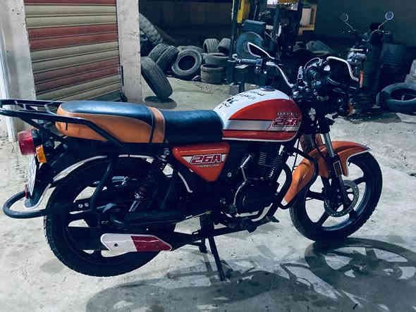 سلام ۈعـْليگمٌ-ٱلسّلٱمّ:ﯙرحـّمَة ٱللـّہ ۈبٌرگـّاتہ ❤️
دراجه للبيع ديوان موديل 22 رقم وسنويه نكليزي شرط التحويل كفاله عامه مكينه ممفتوحه كامله مابيها اي نقص ❤️🫸

سعر 1900 بيها مجال قليلل ❤️🫸

مكاني ديالئ خالص هبهب ❤️🫸

رقمي ***********❤️🫸
