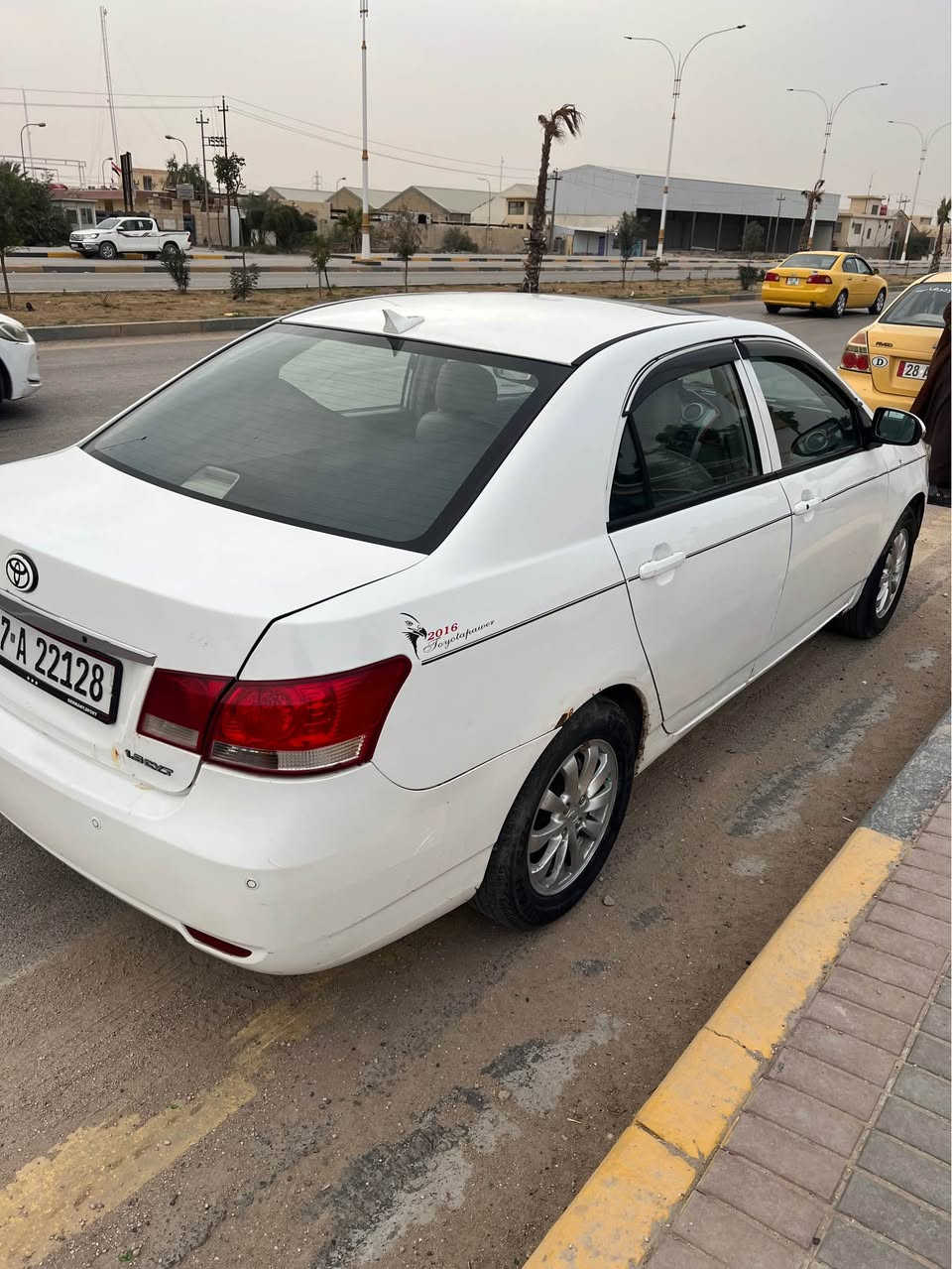 سياره كير اوتو  بصمه فتحه كير ومحرك بشرط 
السياره مكفوله بيها دحجات بسيطات 
السعر 58 وبيها مجال للشراي 
مكان السياره سماوه 
*********** Singapore
