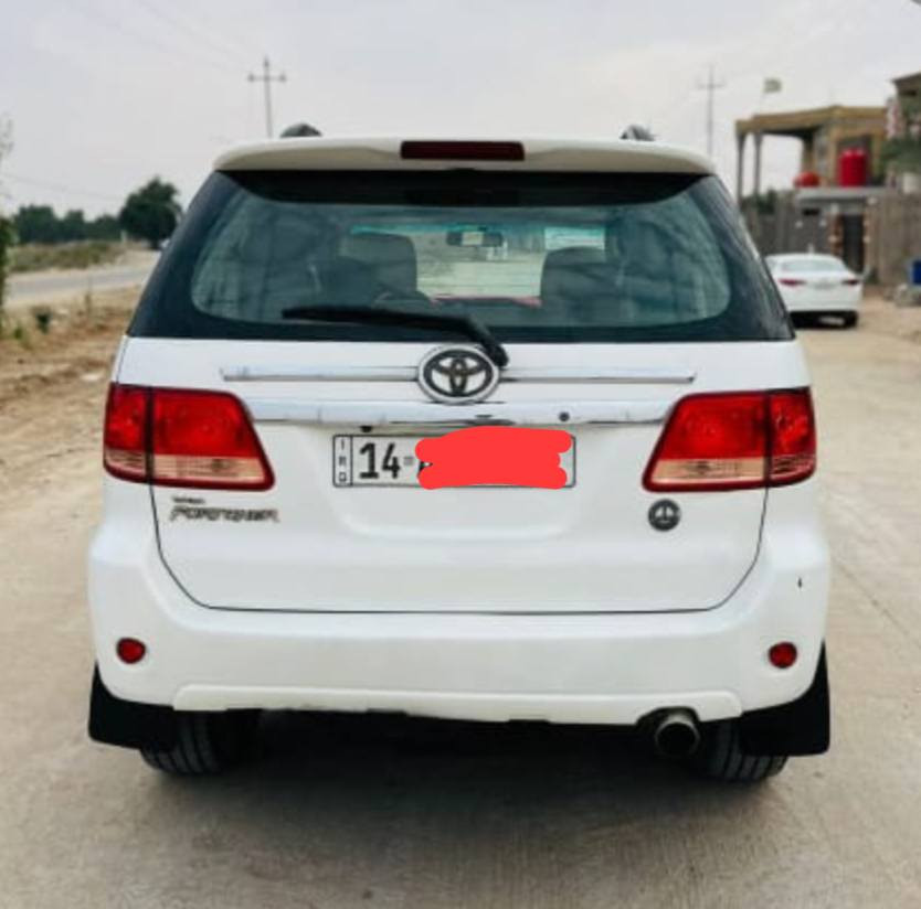 فور جنر مديل٢٠٠٦ 
مكينة ٦سلندر مجفته كله جديد 
كير شرط
تايرات نضاف
تدفئة تبريد شغال 
حدادية من الدعامية للدعامية جديد
كهربائيات شغالة
حادثه بنيد وچملق 
بيه مكانات صبغ ابيع حزام
رقم بصرة انكليزي لسنة ٢٠٣٠
السعر 100 ورقة وبيه مجال بسيط
العنوان بصره
***********
***********
