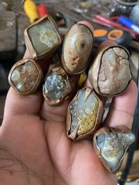 حجر خام • كامل