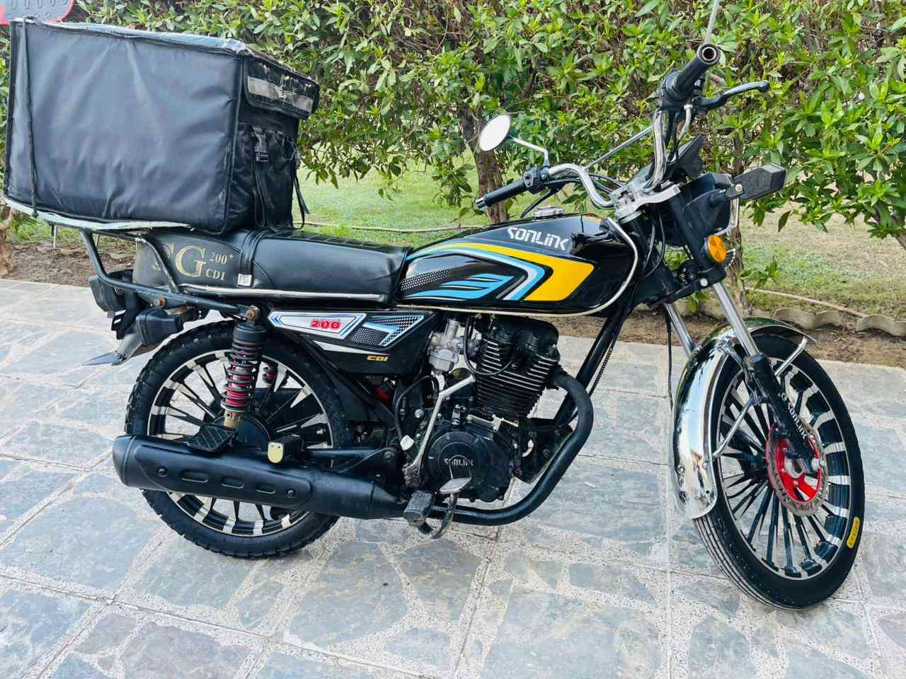 لسلام عليكم اخواني للبيع دراجه ايراني 2025 اوراق موجوده مكينه 200 جواكيج لدراجه مكفوله من كلشي وعليها ادامه كامله من كل لنواحي كير ومكينه مكفولات لدراجه نقصها فقط لفج لامامي مال لبريك فتحته ضميته وهسه اجيت اريد اشده لكيته ضايع عنواني لدورة السعر 750 وبيها مجال بسيط اخوان لي مو شراي ليكسر بل سعر رحمه لوالديكم
اسف على اطاله وشكرا الأستفسار ***********
