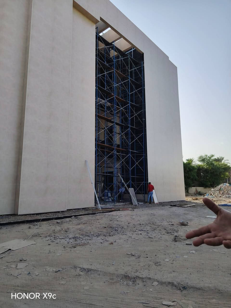 نقدم لكم أفضل خدمات الكهرباء الحديثة للبيوت والمشاريع:
🏠 تأسيس كهرباء جديد كامل
💡 إنارة حديثة (سبوت لايت + بروفايل ديكور)
🔧 صيانة وإصلاح الأعطال الكهربائية
⚡ فحص وتعديل الشبكات الكهربائية
🏡 شغل نظيف وسريع وبأسعار مناسبة
📍 نغطي جميع المناطق
📞 للحجز والاستفسار: ***********
