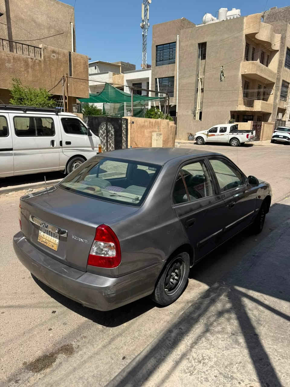 للبيع فيرنا خليجيه 2015 ماشيه 160 بيه صبغ فقط الجاملغ الخلفي تبريد شغال مابيه اي نواقص مكان السياره المنصور السعر 68 ورقه وبيه مجال 
كير عادي ***********
