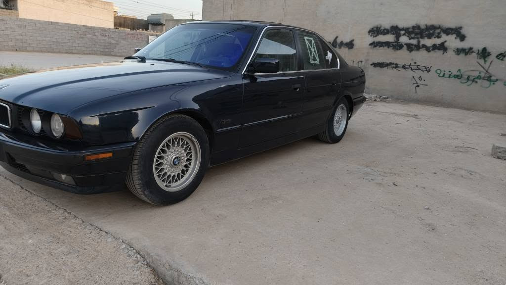 بي ام موديل 1991
بلادي525
گير عادي 
سلايت 
4جام كهربائي
سنويه جديد ل2028مشروع وطني
بطاقة بانزين
دواخل كريمي 
كشنات جلد
ويل حصير
السعر 55وبي مجال
اتصال او واتساب
*********** كركوك, العراق
