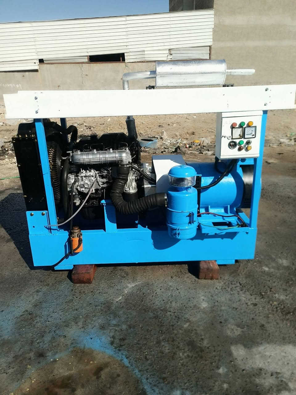 السلام عليكم مولد كيا 2700 لا تبخير ولا تنقيص شرط الشغل والتوليد 30 كيفي ماكينه بلاه مكينه ما مفتوحه بلاديه 3 فيز السعر 12 ورقه الشراي يتصل ***********
