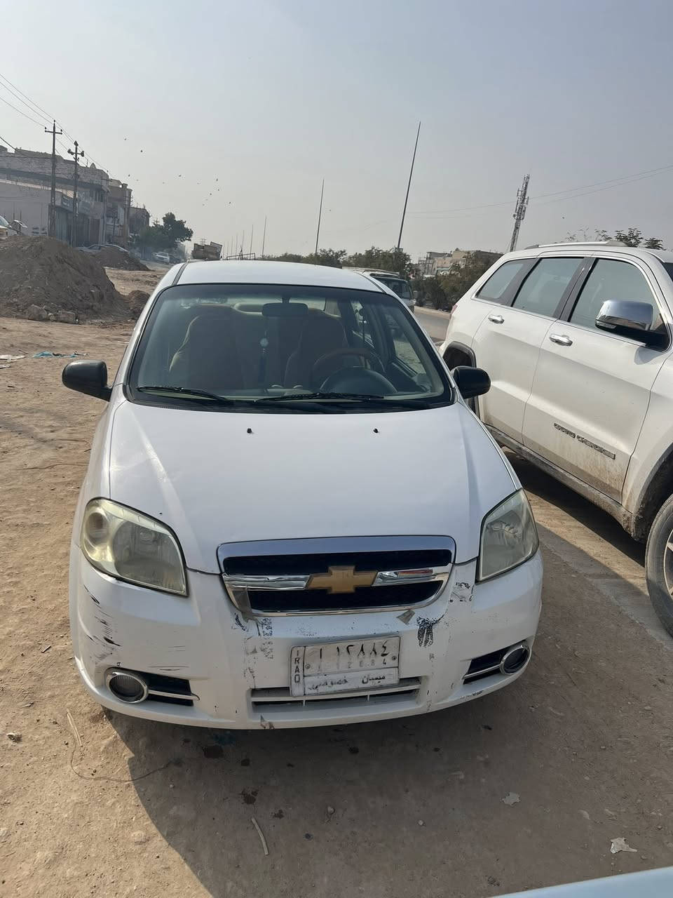 سيارة افيو للبيع موديل 2010
سيارة كير مكينة حدادية تبريد مكفولات 
السياره بيها صبغ في دور الجاملغ الخلفي وشويه من باب الي وره السايق فقط 
مكانها نجف حي النداء 
سعرها 70 وبيها مجال 
التواصل على الرقم *********** وبيه واتساب
